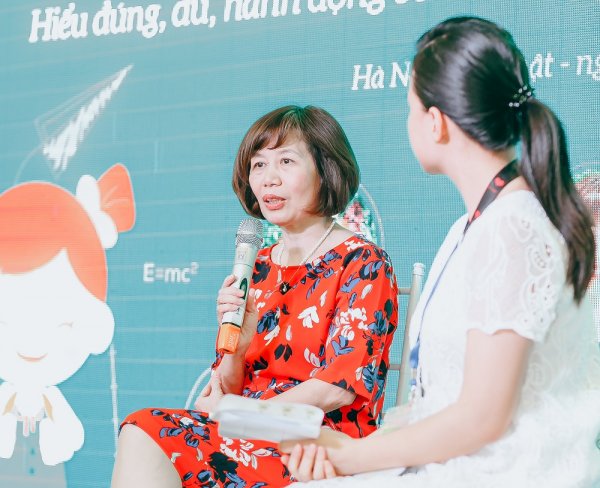Tiến sĩ Trịnh Thị Bích Ngọc lên tiếng về tin đồn cà chua chữa bệnh cận thị