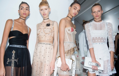 Top 10 mẫu kính Dior chính hãng làm say lòng các tín đồ thời trang