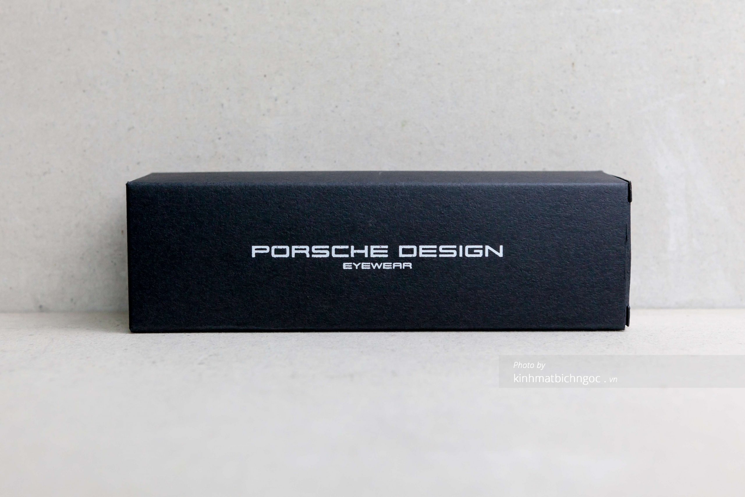 Vỏ hộp đựng kính Porsche Design chính hãng