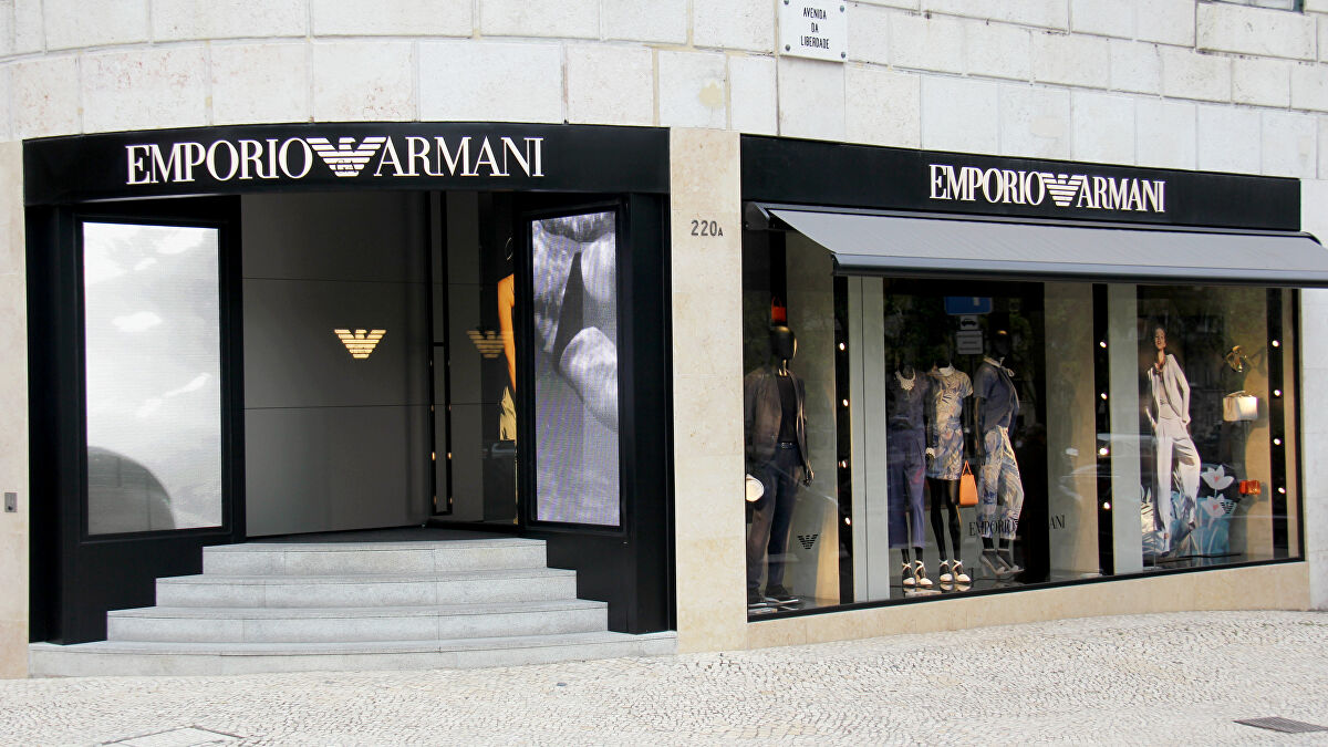 Cửa hàng thời trang thương hiệu Emporio Armani